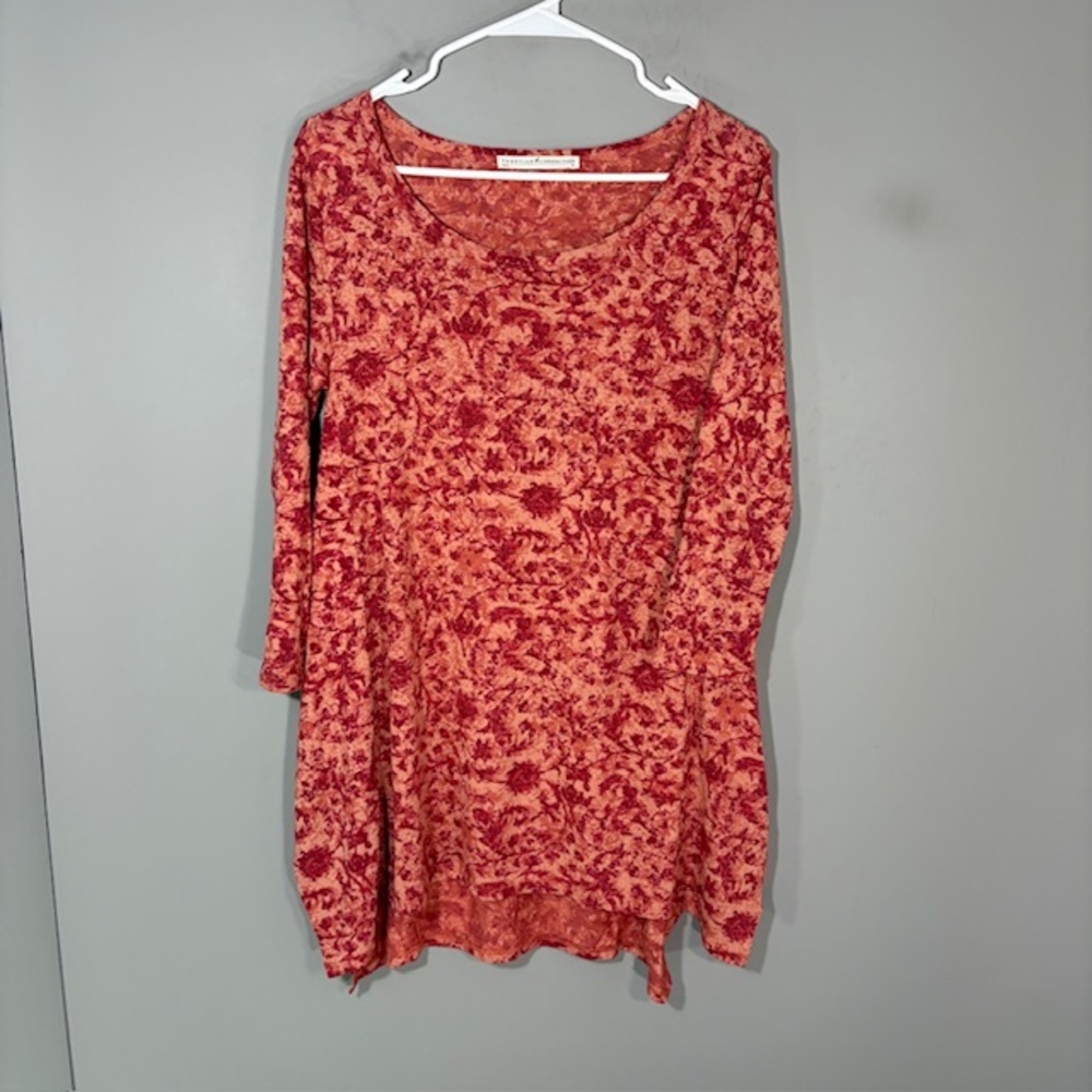 Peruvian Connection T-Shirt Womens XS Red Floral Scoop Long Sleeve Tunic Top